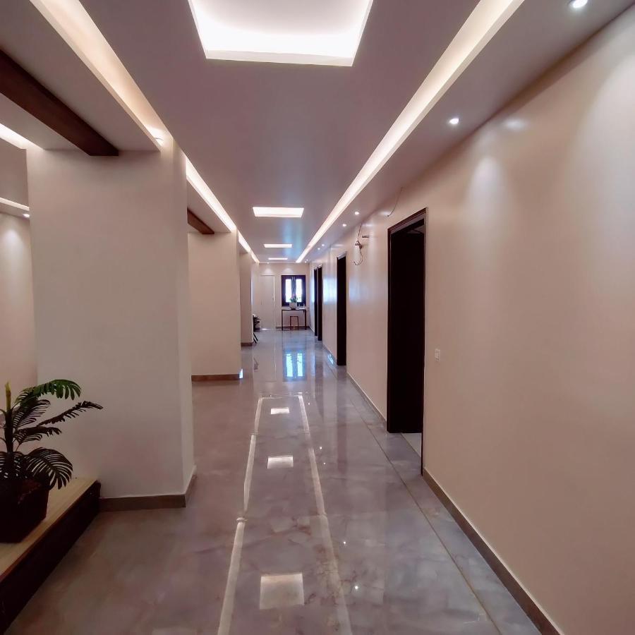 Hotel Luxuria Ludhiana Buitenkant foto